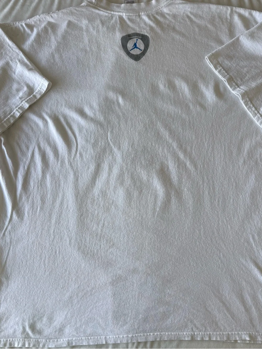 Vintage Nike Jordan White Short-Sleeve Graphic T-Shirt - Blue Accent